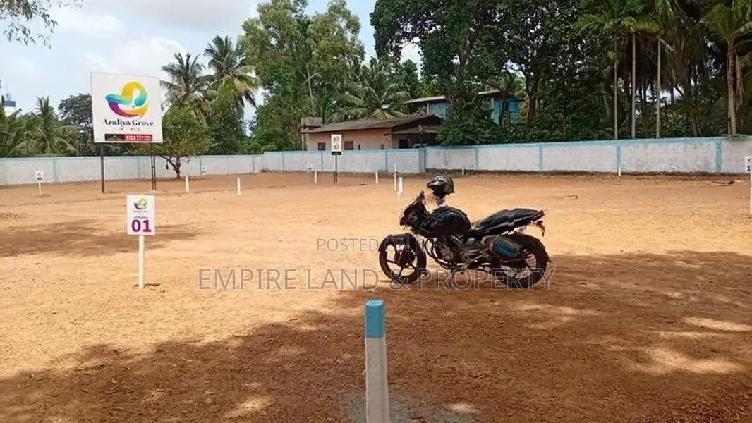 Walking Distance to Colombo 5 Kurunegala Road Ekala