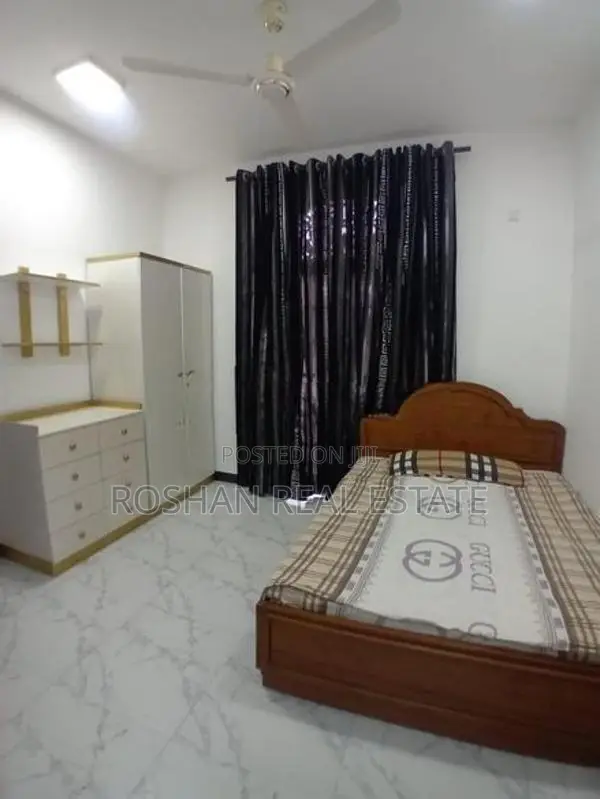 FULLY FURNISHED LUXURY APARTMENT FOR RENT COLOMBO 4 ZA2847