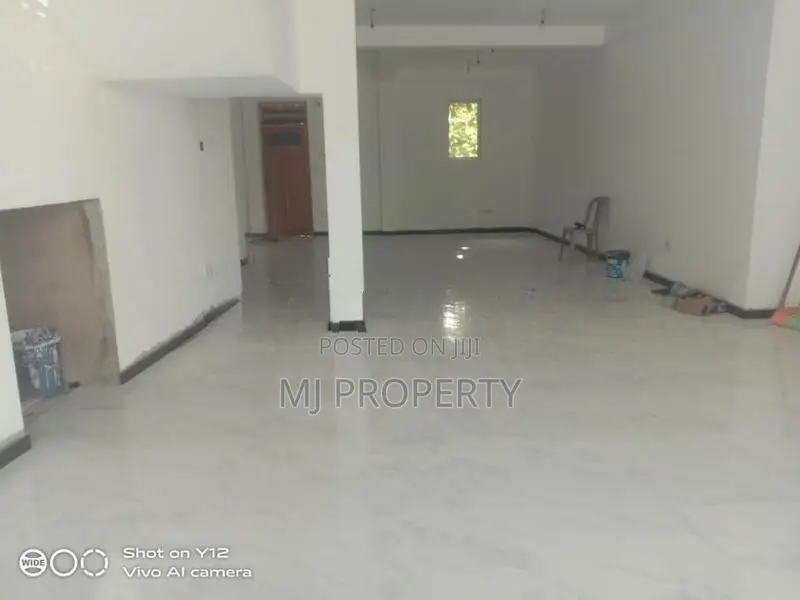 ( GC-1168) Highly Valuable Shop Space for Rent in Homagama