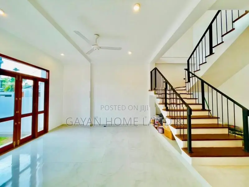 New Box Type Two Storey Brand House in Piliyandala