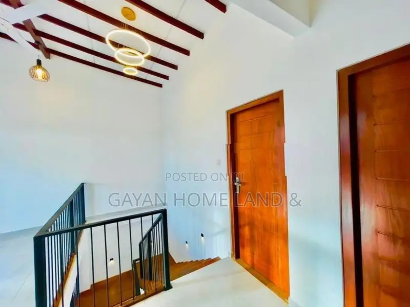 New Box Type Two Storey Brand House in Piliyandala