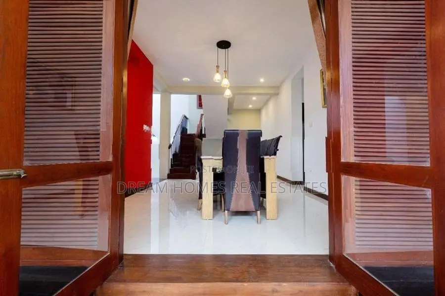 Fully Furnished 2-Bedroom Apartment for Rent in Thalawathugoda