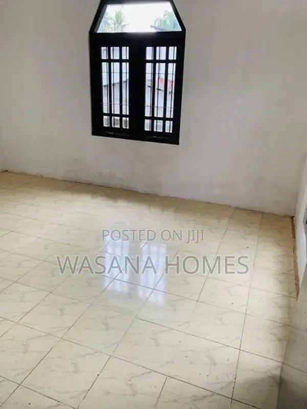House for Sale Boralesgamuwa Town