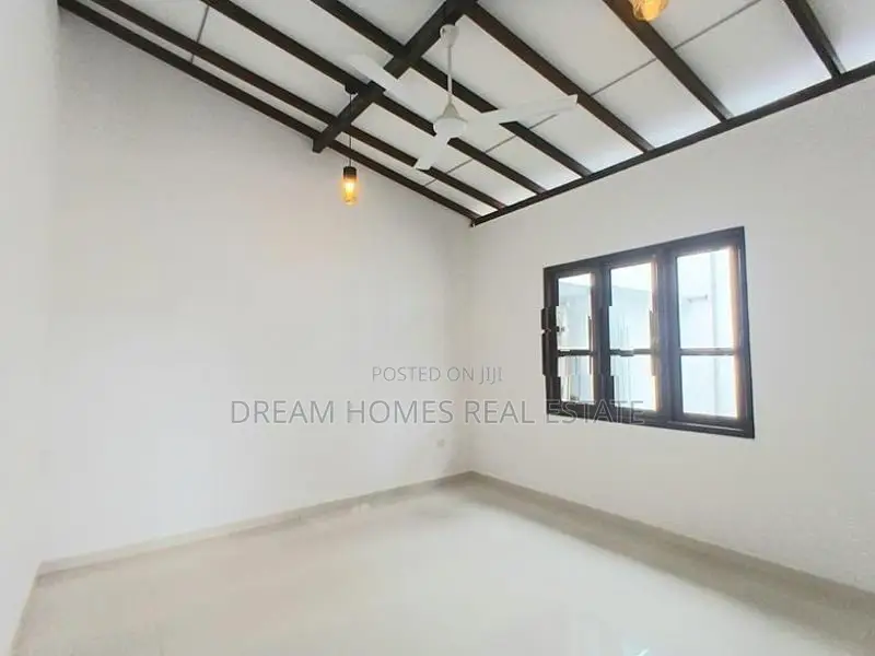 Brand New Modern Single-Story House for Sale – Kasbawa