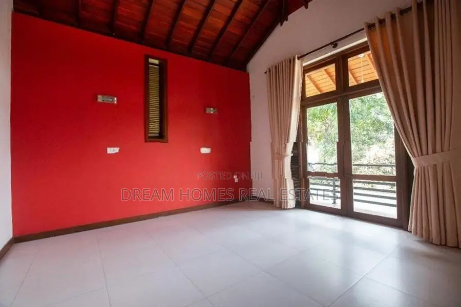 Fully Furnished 2-Bedroom Apartment for Rent in Thalawathugoda