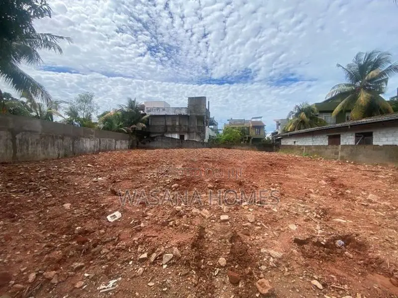 Land for Sale Boralesgamuwa