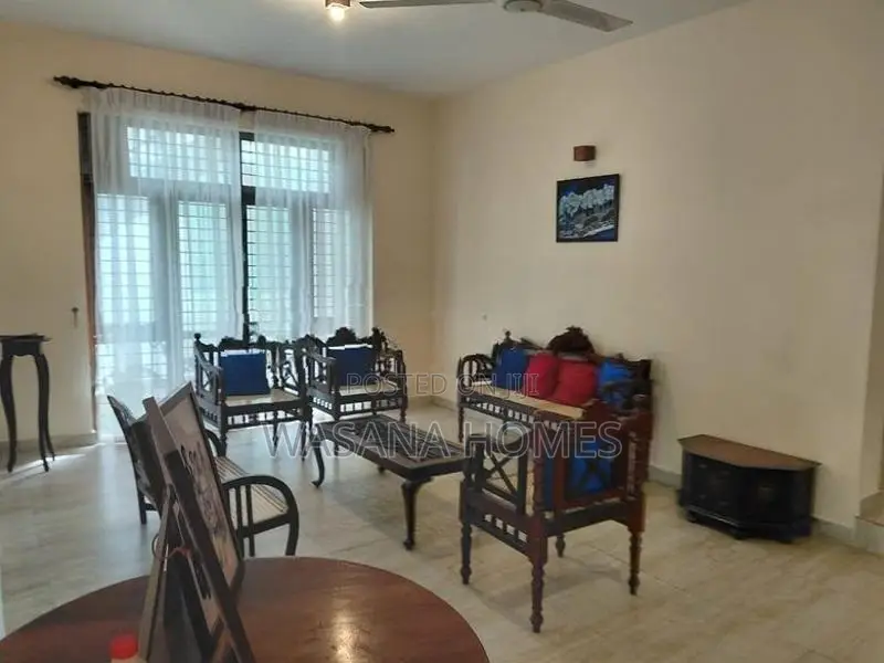 House for Sale Boralesgamuwa Town