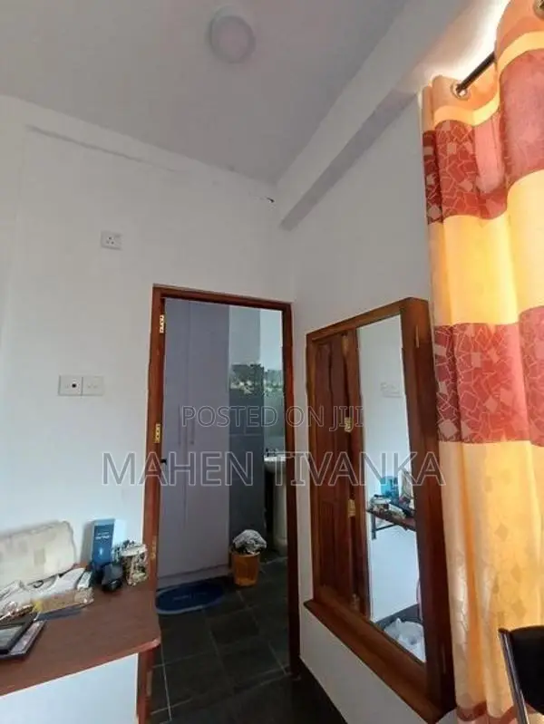 Fully Furnished 2 Floor 1 Bedroom Apartment for Rent in Kohuwala