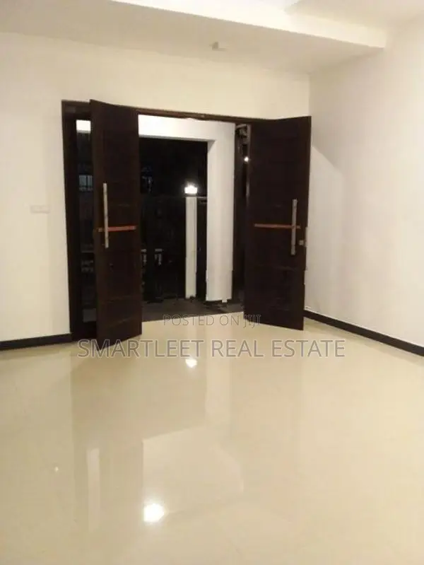 brand new 6 bedrooms house