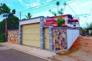 10.8 Perch Luxury Two Storey House in Nearby Piliyandala Bus Route