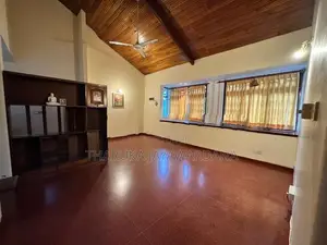 1st Floor Unit House for Rent Ethule Kotte