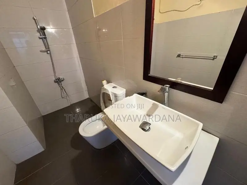 1st Floor Unit House for Rent Ethule Kotte