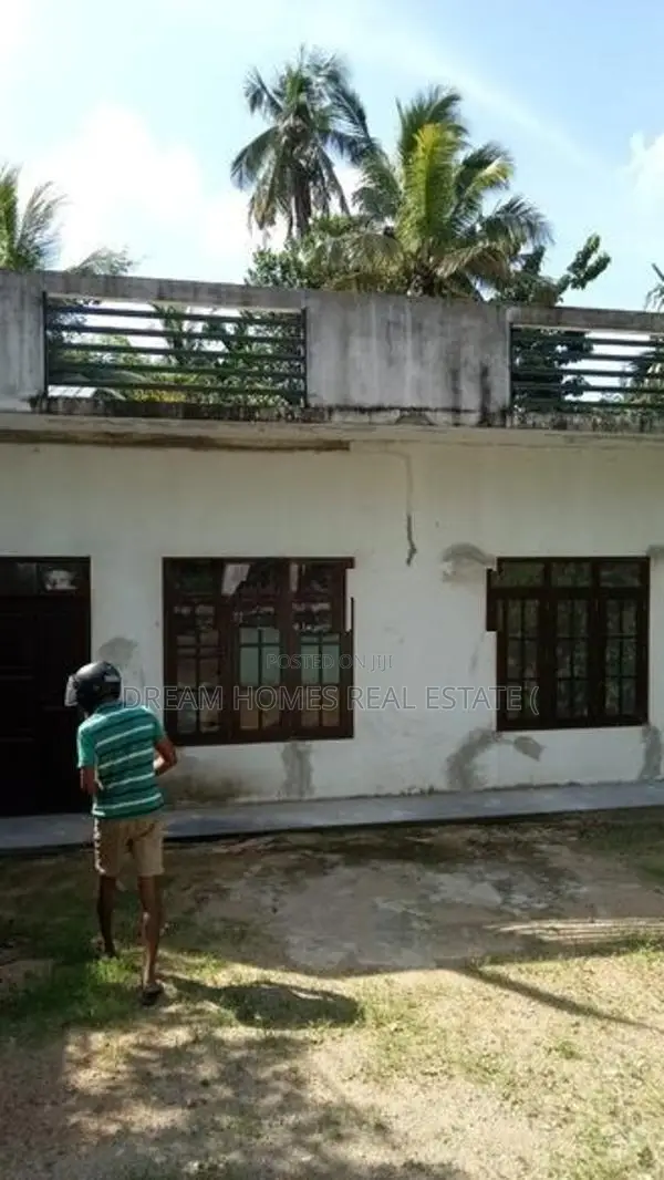 House for Sale – Athurugiriya, Galwarusa Road