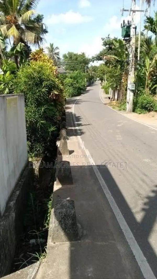 House for Sale – Athurugiriya, Galwarusa Road