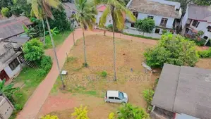 කඩවත මංගල මාවතෙන් වටිනා ඉඩමක් / KR 13881