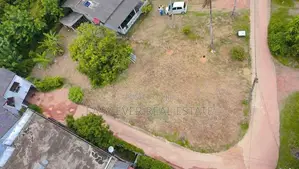 කඩවත මංගල මාවතෙන් වටිනා ඉඩමක් / KR 13881