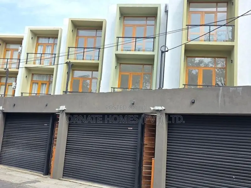 Brand New Luxury House For Sale - Nugegoda, Delkanda (Con: House)