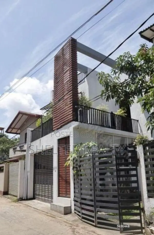 Spacious 5 Bedroom you for rent in Mulleriyawa - Angoda