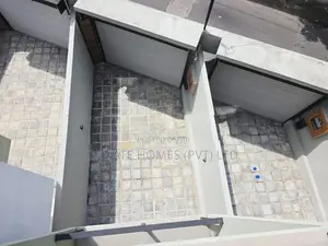 Brand New Luxury House For Sale - Nugegoda, Delkanda (Con: House)