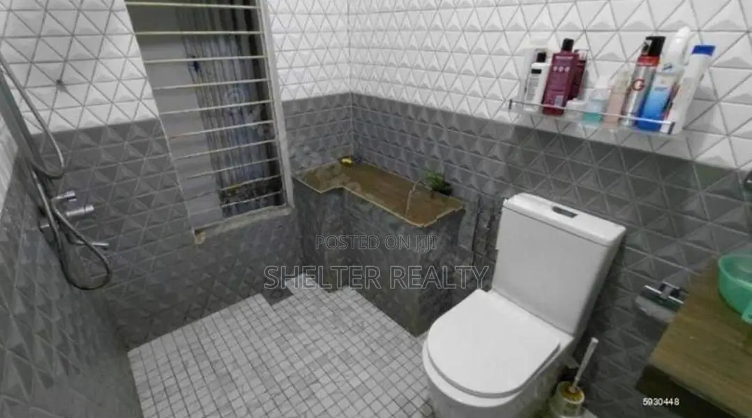 Spacious 5 Bedroom you for rent in Mulleriyawa - Angoda