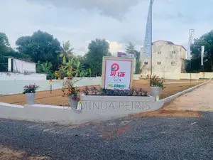Land in Athurugiriya