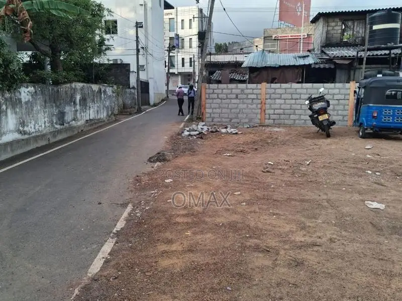 6 Perches Land for Sale in Pepiliyana