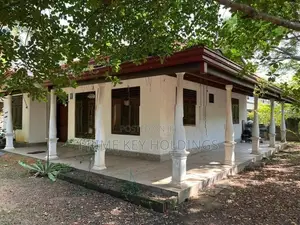 Rare House 23 Perches of Land for Sale | Kelaniya (ls112)