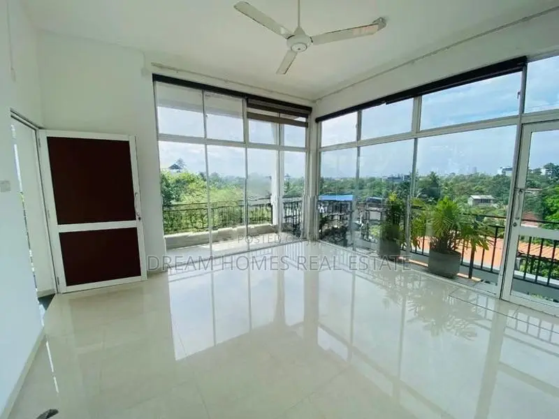 5-Bedroom Luxury House with Elevator – Rajagiriya