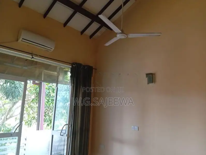 Fully Furnished House sale in seeduwa village 100mts Main road facing