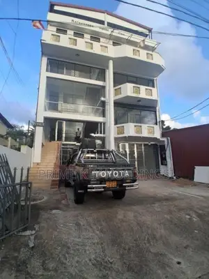 Commercial Building for Rent – Nugegoda (CR138)