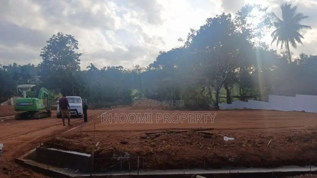 Land for Sale in Homagama