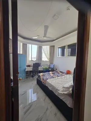 Crescat Luxury 3 Bedroom Apartment for Sale - Colombo