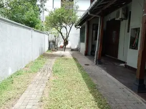 Spacious Luxury House for Rent – Delkanda, Nugegoda (HR121)