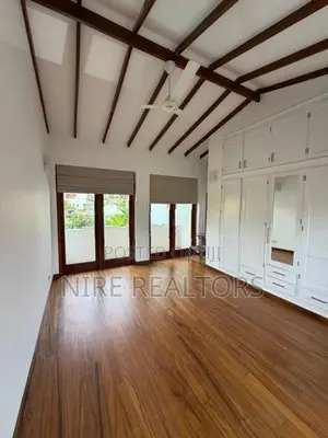 Spacious Family Home for Rent with Pool in Nawala