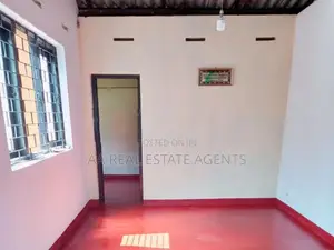 Land for Sale in Wellampitiya