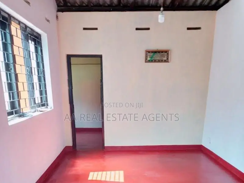 Land for Sale in Wellampitiya