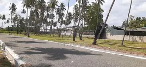 කුරුණෑගල පුත්තලම් පාරෙන් පදිංචියට ඉඩමක්