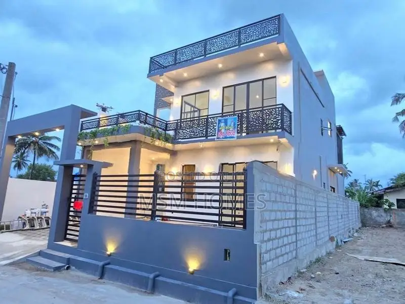 Solid Brand New Luxury Modern House For Sale in Negombo