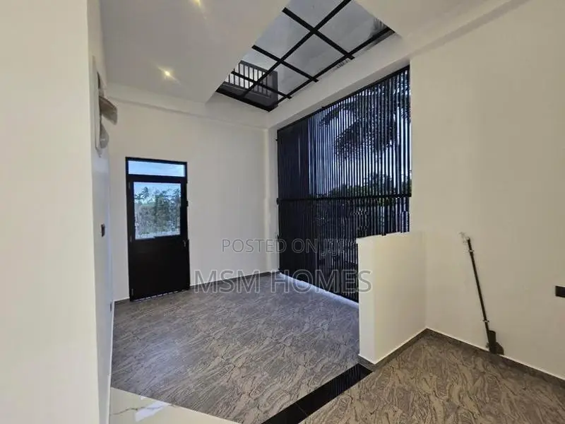 Solid Brand New Luxury Modern House For Sale in Negombo