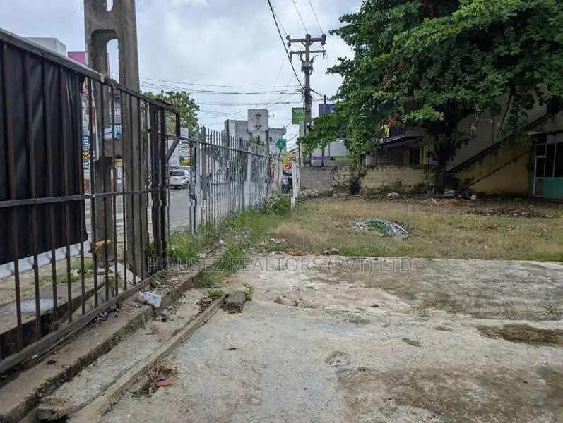 Prime Land for Sale Pagoda Road Pitakotte