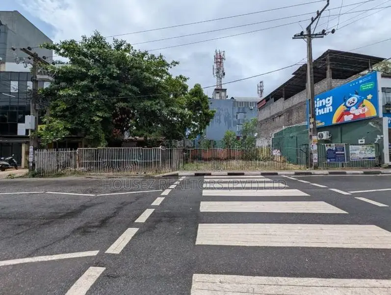 Prime Land for Sale Pagoda Road Pitakotte