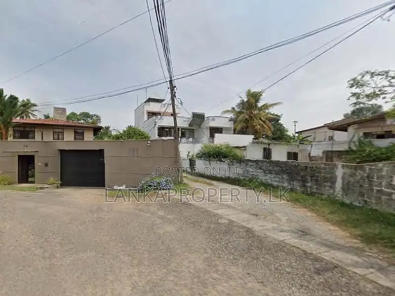 Valuable Residential Land for Sale in Ashoka Circular Road, Battaramul