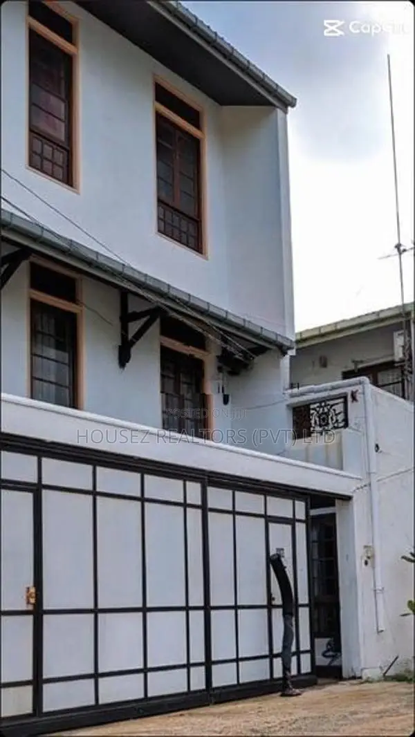 Fully Furnished 3-Bedroom House for Rent Wellawatta