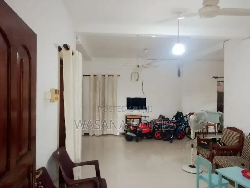 Valuable Two Storey House for Sale Maharagama