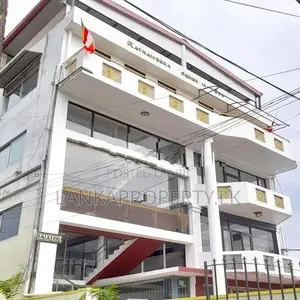 Commercial Building for Rent in Stanley Tilakaratne Mawatha Nugegoda.