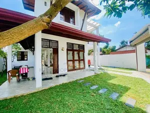 Luxurious House for Rent in Boralesgamuwa
