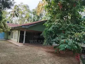 100 Perches Land with House for Sale in Veyangoda