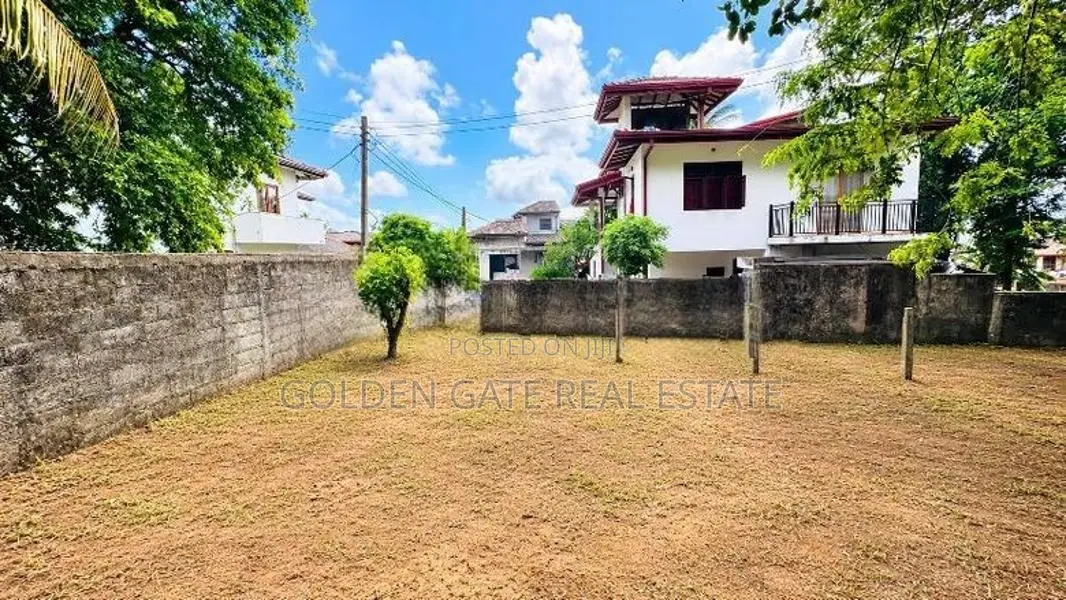 Kadawatha Ganemulla Road Best Residential Land for Sale