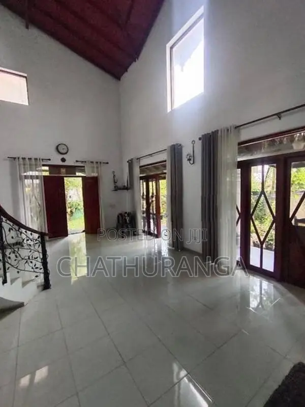 Two Story House Sale Near Highway Kadawatha