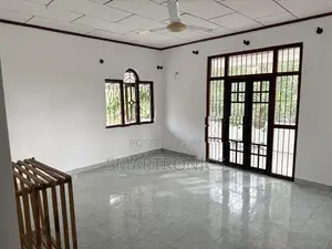 3 Bedroom Upper Floor House for Rent in Negombo